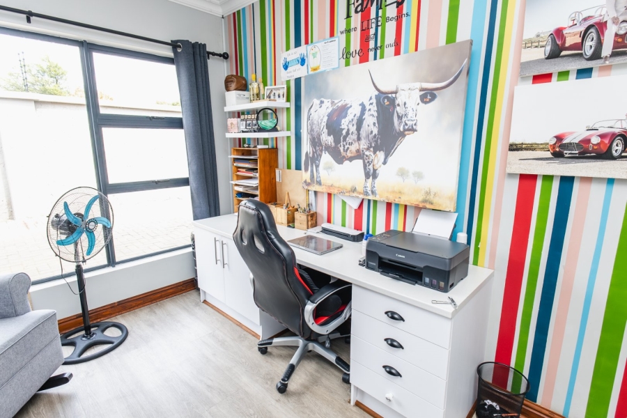 5 Bedroom Property for Sale in Somerton Estate Free State